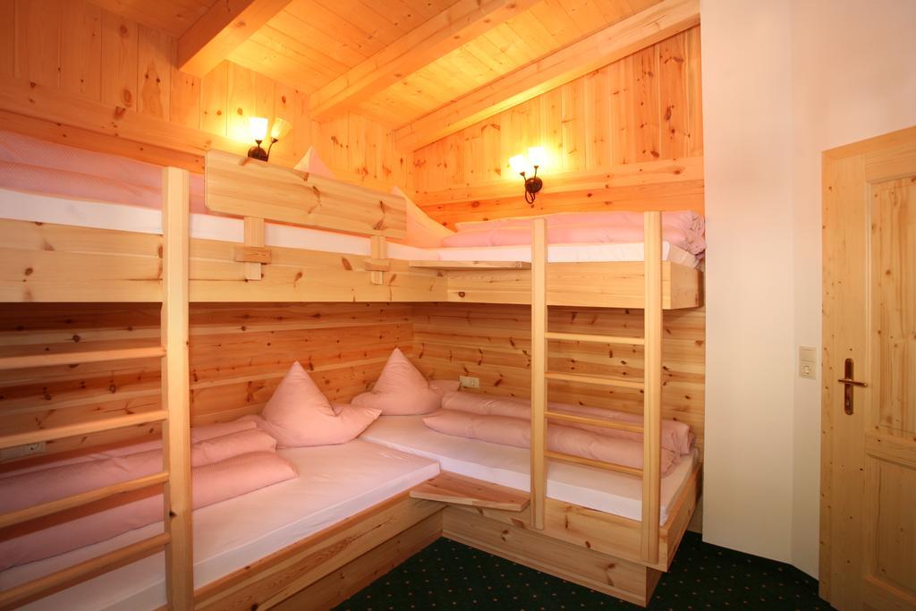Hotel Silbertal - Almhuetten Sölden Kamer foto