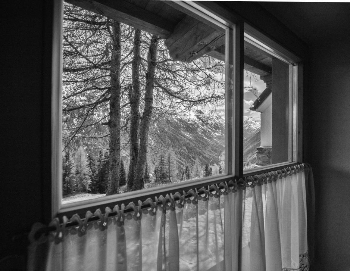 Hotel Silbertal - Almhuetten Sölden Buitenkant foto