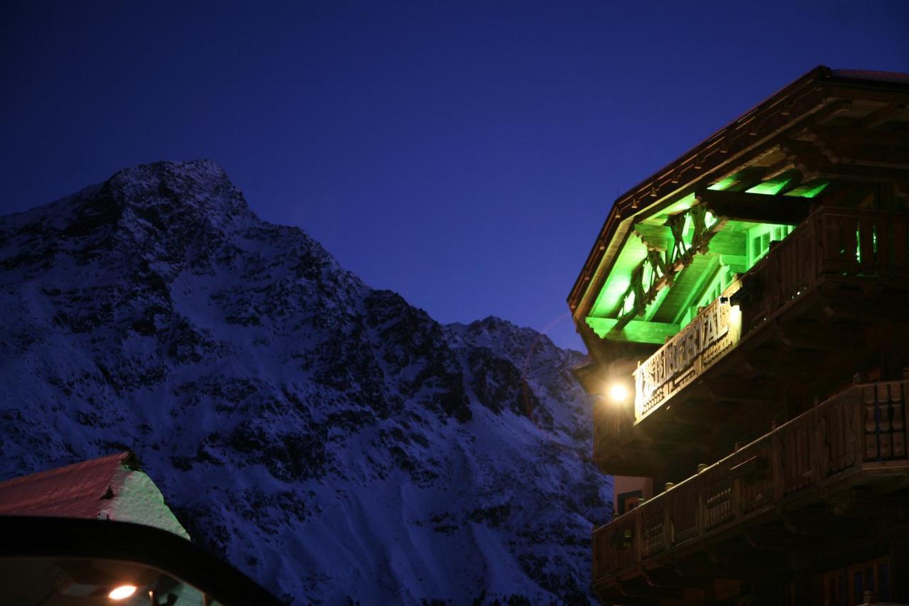 Hotel Silbertal - Almhuetten Sölden Buitenkant foto